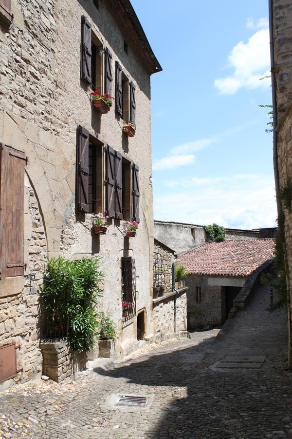 D'Ici Et D'Ailleurs Bed & Breakfast Cordes-sur-Ciel Bagian luar foto