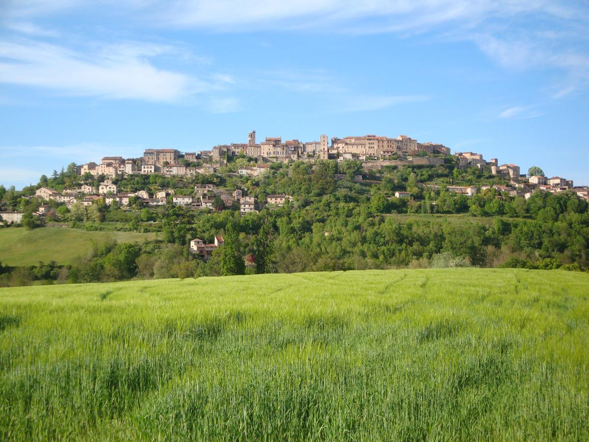 D'Ici Et D'Ailleurs Bed & Breakfast Cordes-sur-Ciel Bagian luar foto