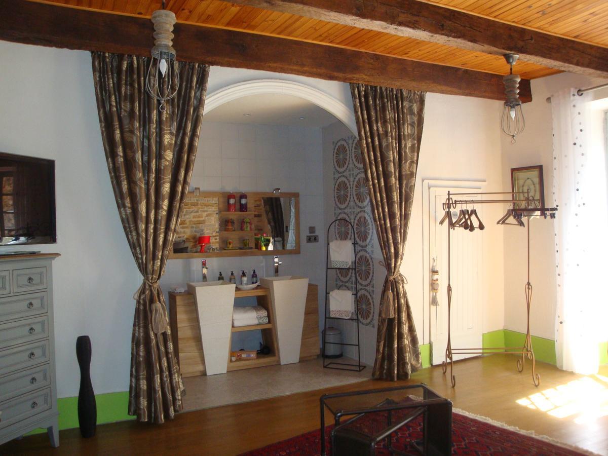 D'Ici Et D'Ailleurs Bed & Breakfast Cordes-sur-Ciel Bagian luar foto