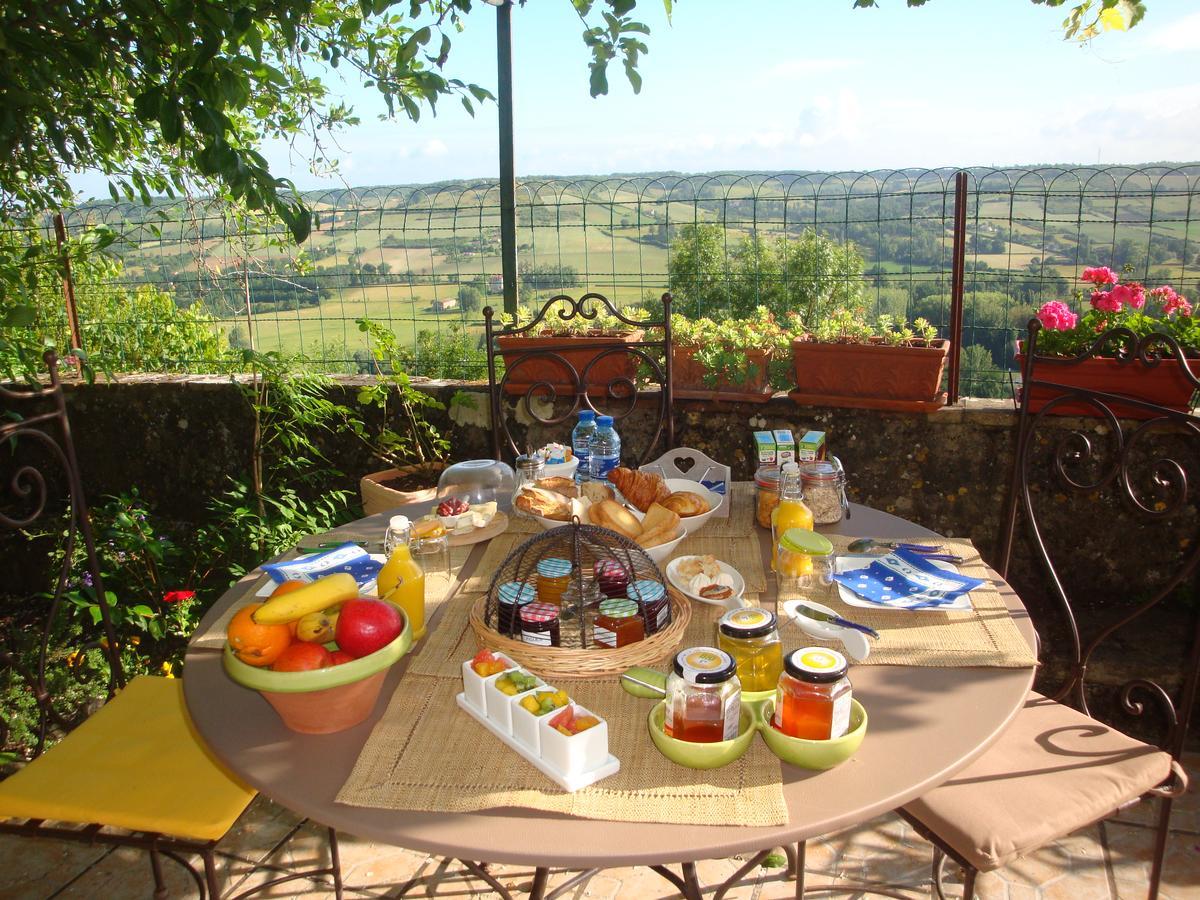 D'Ici Et D'Ailleurs Bed & Breakfast Cordes-sur-Ciel Bagian luar foto