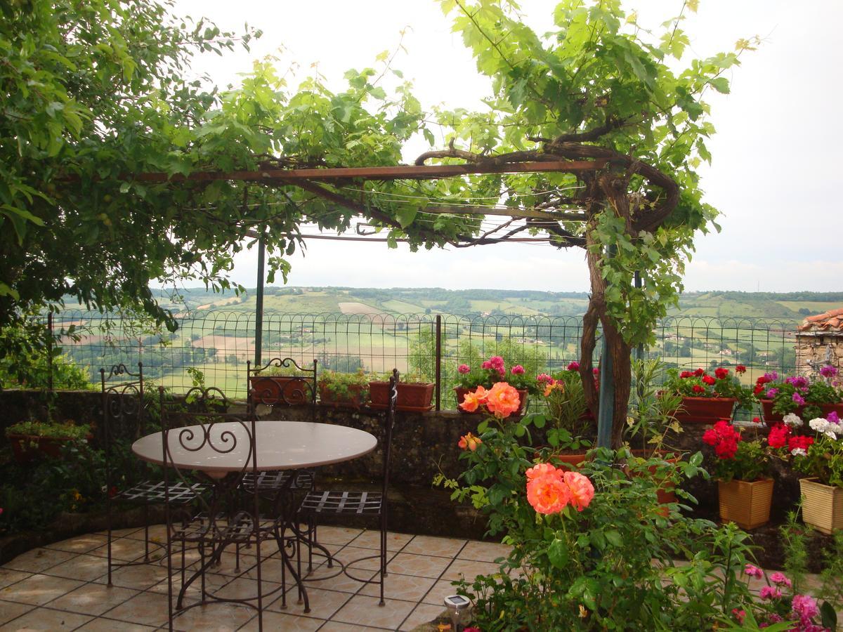 D'Ici Et D'Ailleurs Bed & Breakfast Cordes-sur-Ciel Bagian luar foto